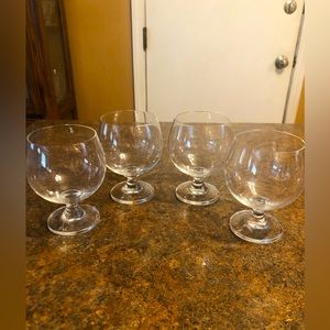 VINTAGE! Four brandy snifter glasses; 10 oz., 4.5 in height & 3 in diameter